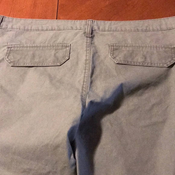 Woman’s/Juniors  l.e.i.  Green Khaki Capris - Picture 12 of 14